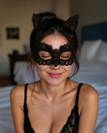 Set Dentelle Mystique | Dantel Kedi Kulak Taç ve Zarif Maske